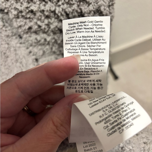 Pottery Barn Textured Gray Robe - Picture 5 of 5